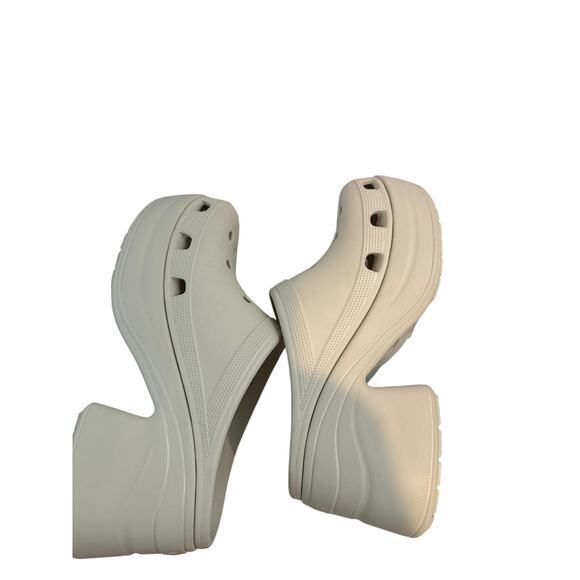 NWT Crocs Siren Clogs in Bone, 11 - Picture 6 of 9